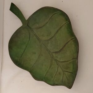 Illuminations Verde Metal Spring Leaf